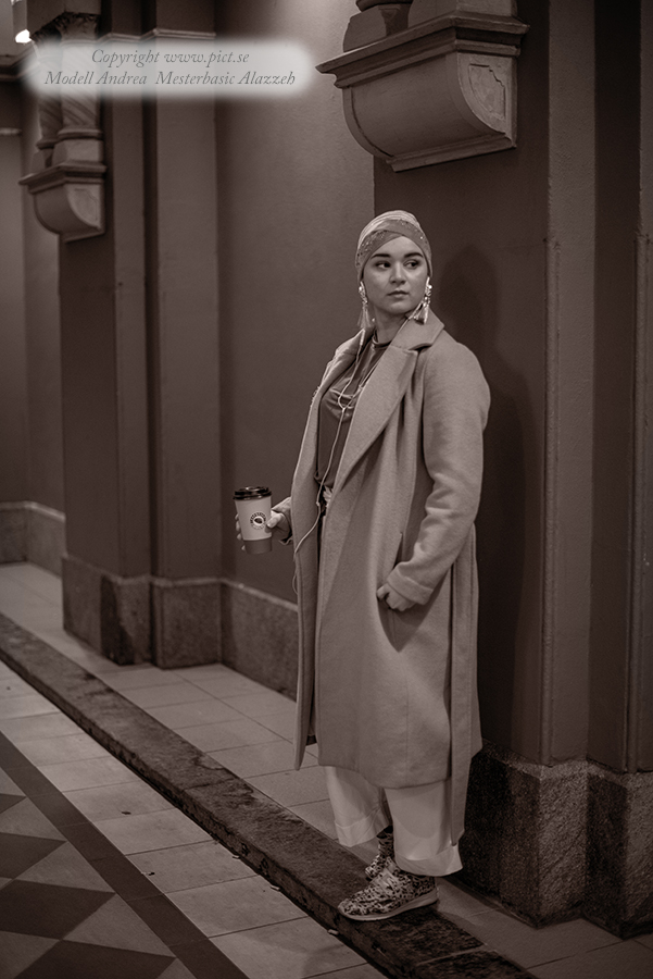 HRH_4171_retro
